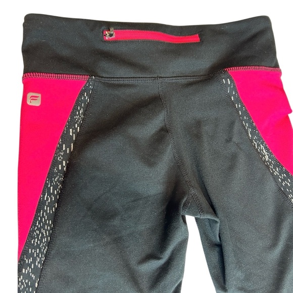 Bundle of Three Fabletics Active Pants – Tie-Dye and Capri Style, Size XS - Picture 4 of 15